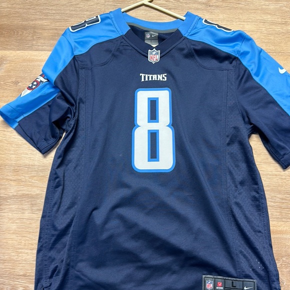 Marcus Mariota Titans Jersey - Picture 1 of 2